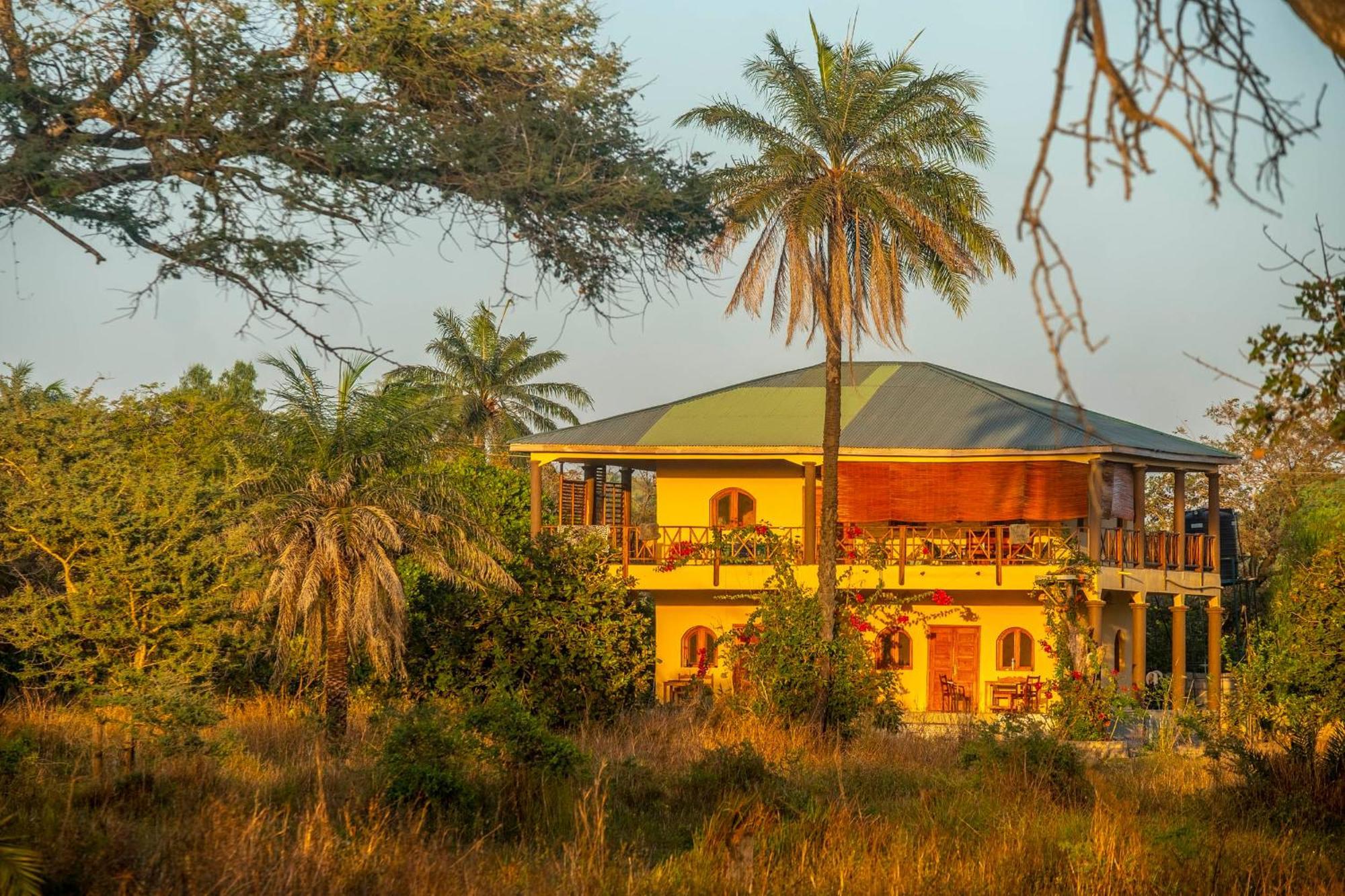 Mansa Musso Lodge Sanyang Eksteriør billede